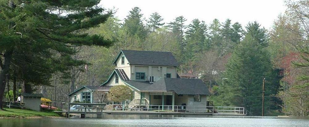 Mill House Lodge Flat Rock Eksteriør bilde
